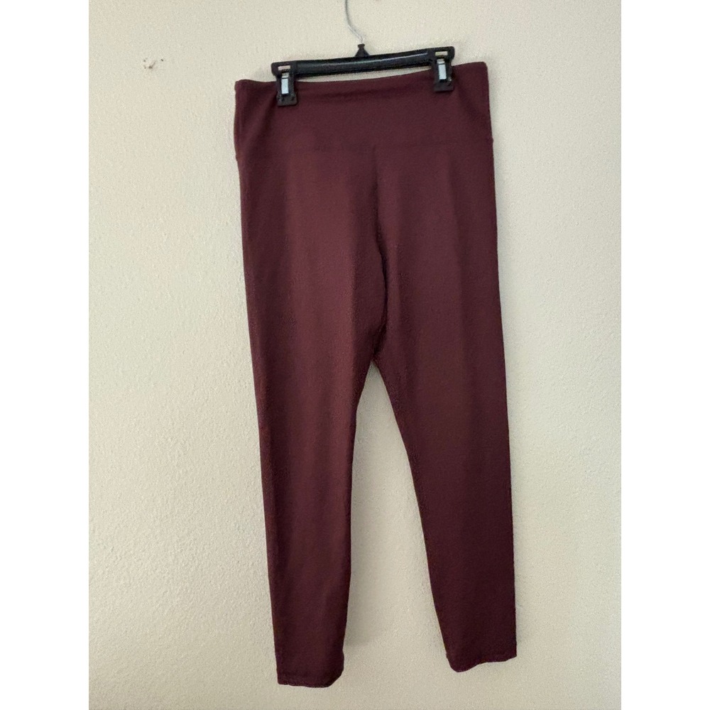 Zyia Active Burgundy High Waisted Compression Leggings Size 8-10 
A1095